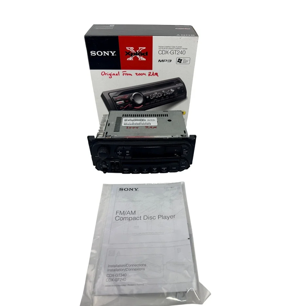 Sony Xplod CDX-GT240 Car Stereo In-Dash CD Player MP3 Aux w/ Box & Manual TESTED